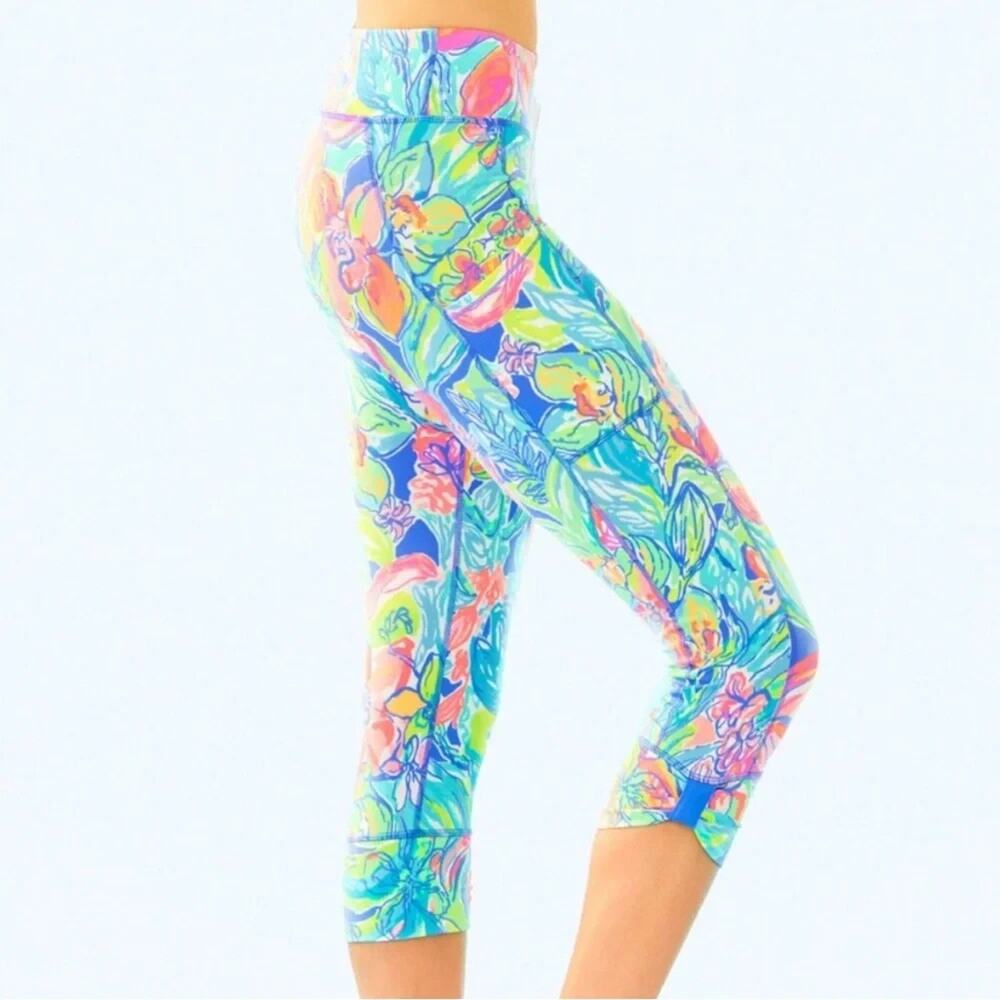 Lilly Pulitzer Fara Weekender Crop Leggings Surf Gypsy pockets-50 UP L A009447
